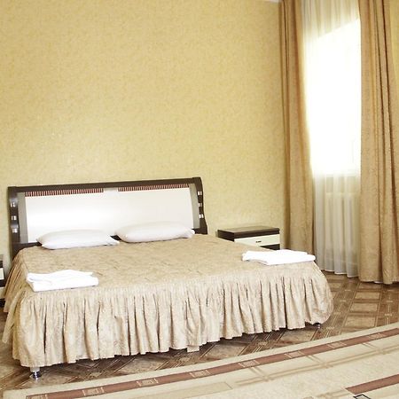 Inn Sofia Astana Exterior foto